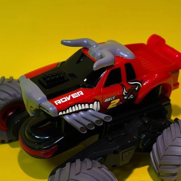 Машинка OTAMANKO Танцующая машинка BULL RIDER ц:красный