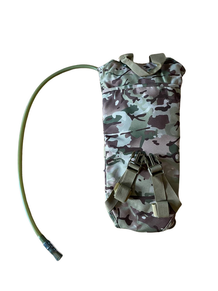 Гідратор KOMBAT UK Aqua Bladder Hydration Pack