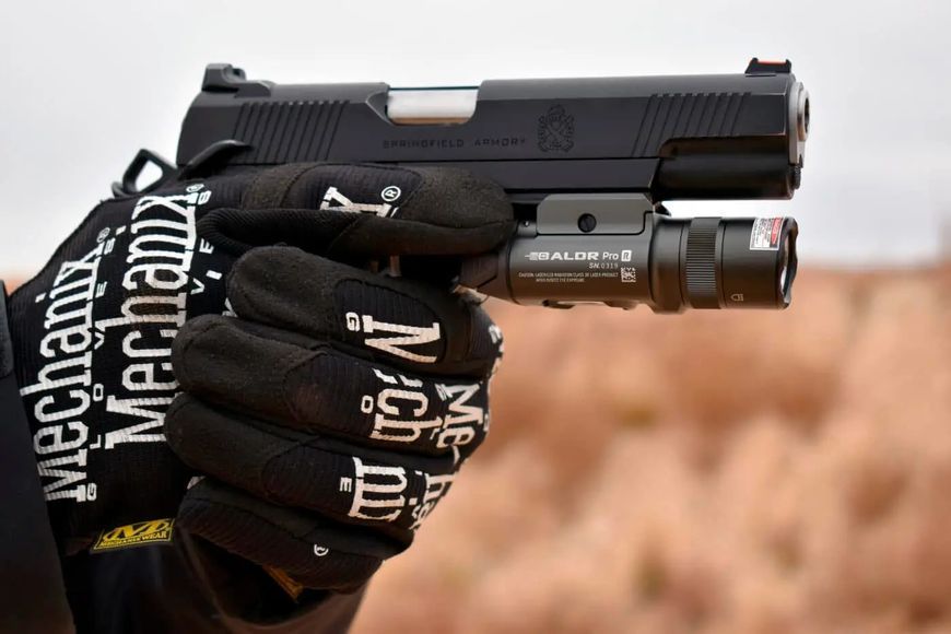 Фонарь с ЛЦВ Olight Baldr Pro R Green Laser Black