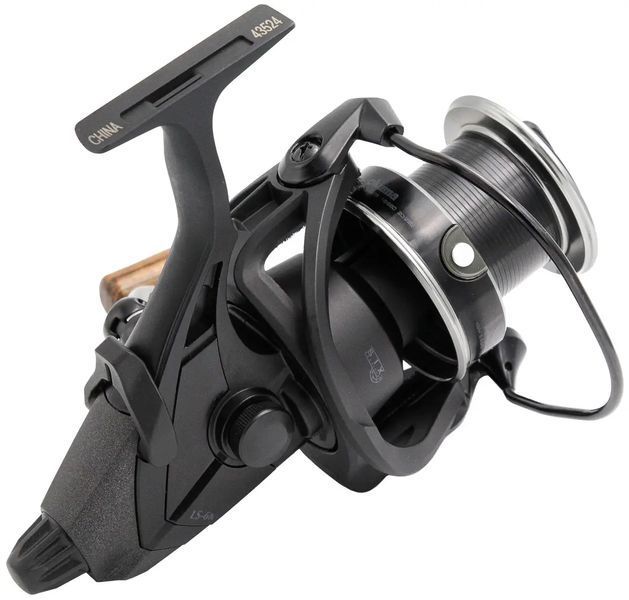Катушка Okuma LS-6K Baitfeeder 5+1BB 5.3:1